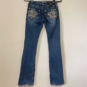 Miss Me Boot Cut Denim Jeans Fleur de Lis Embellished Rear Pockets Size 26